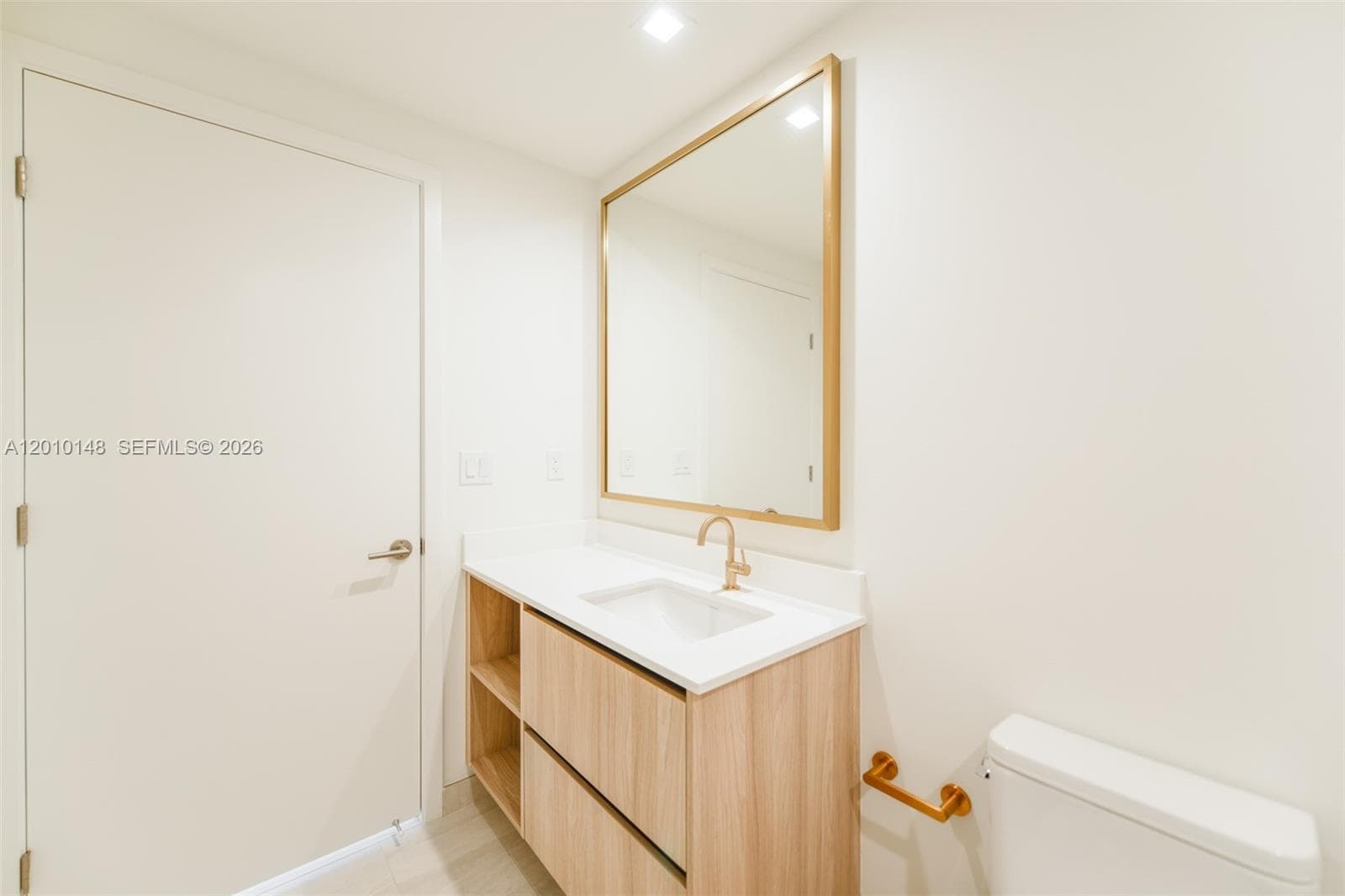 77 SE 5 Street # 2604, Miami FL 33131 — 13