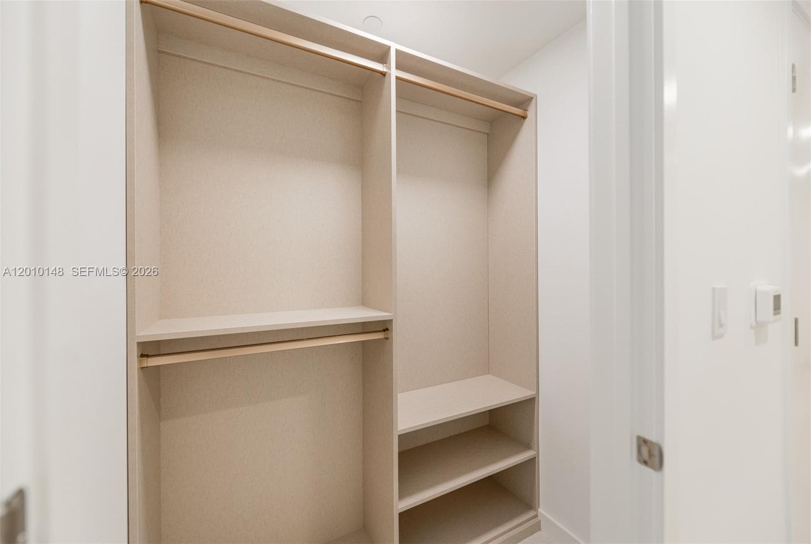 77 SE 5 Street # 2604, Miami FL 33131 — 7