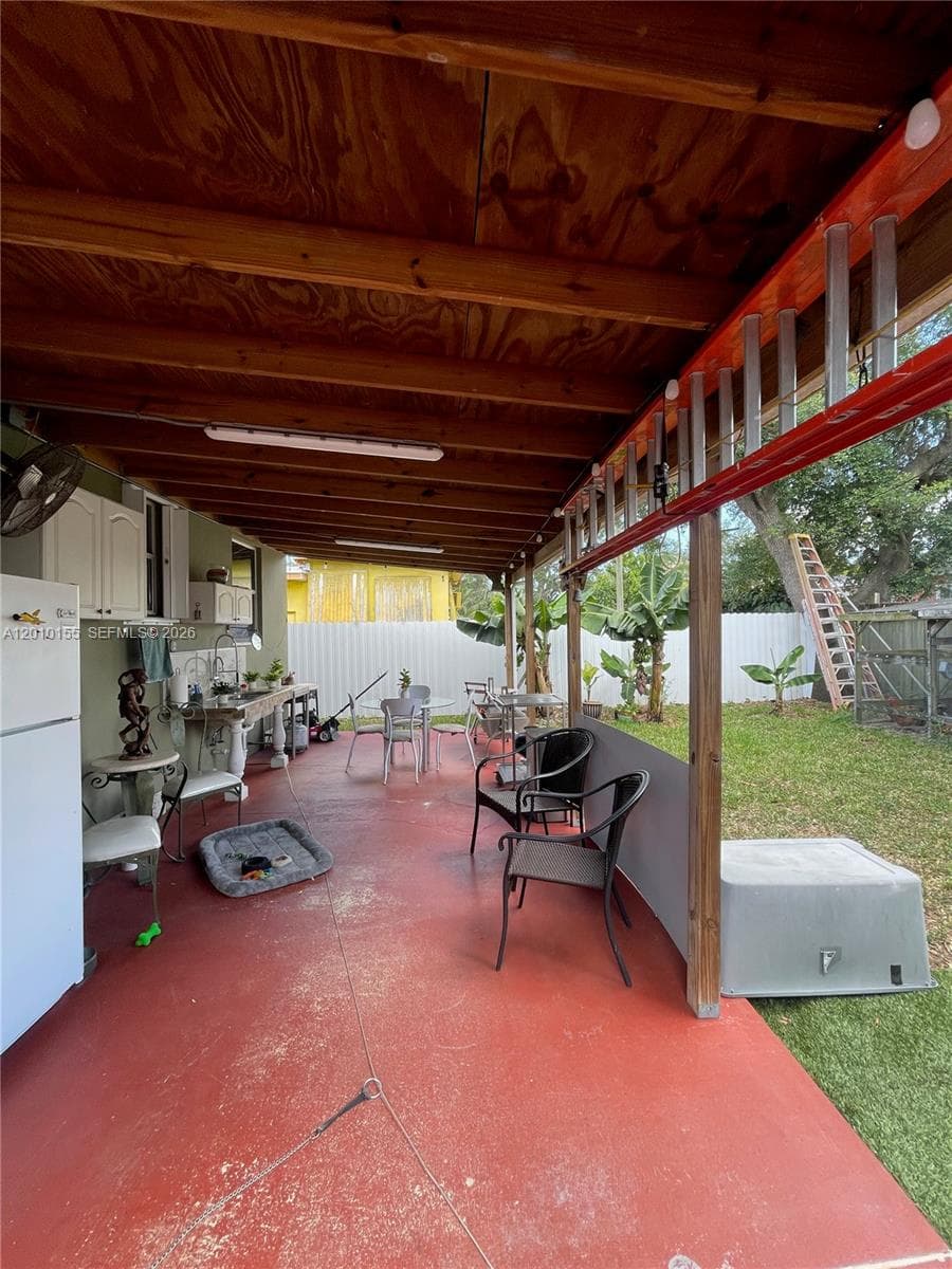 2144 NW 85th St, Miami FL 33147 — 23