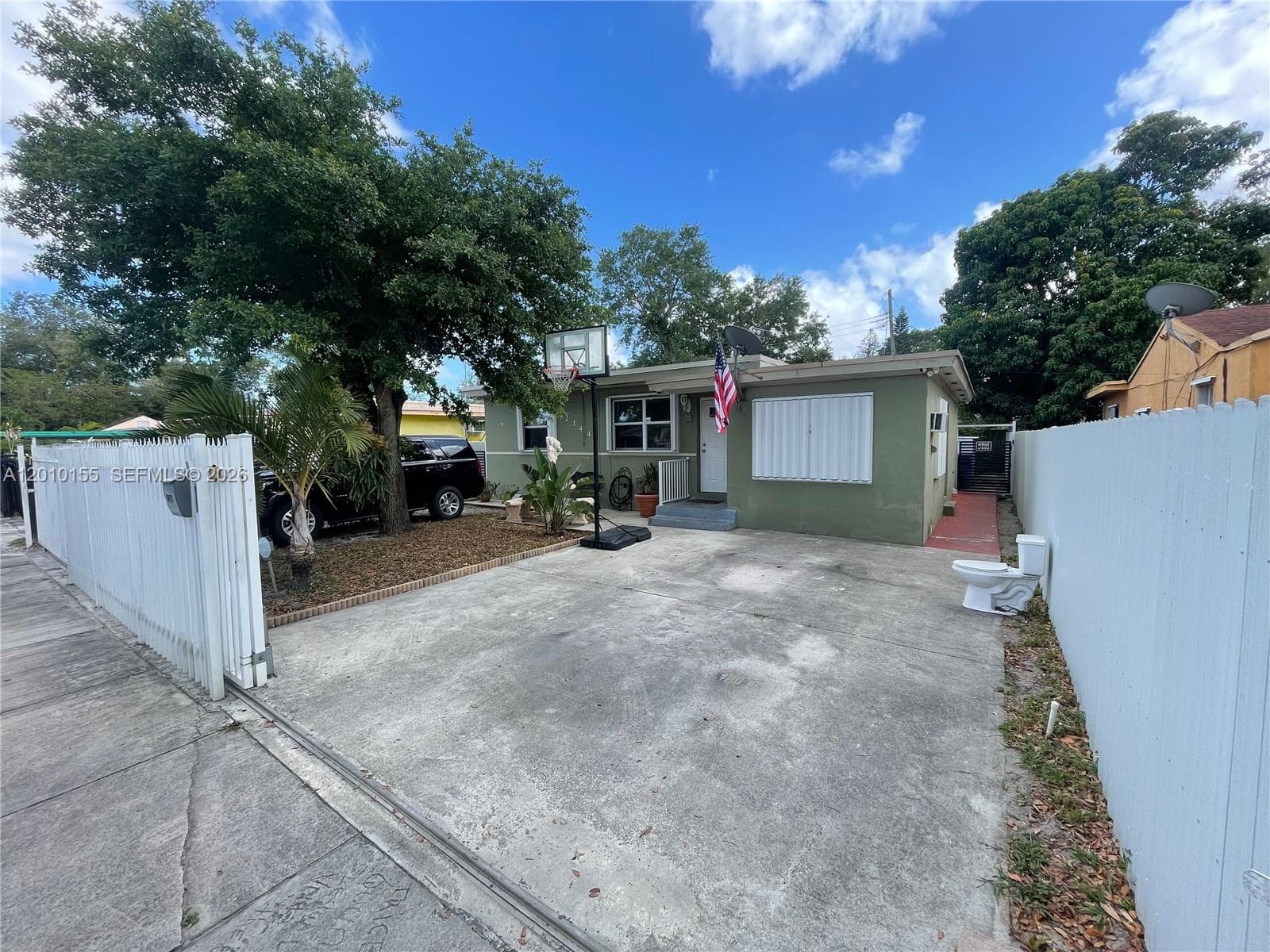 2144 NW 85th St, Miami FL 33147 — 3