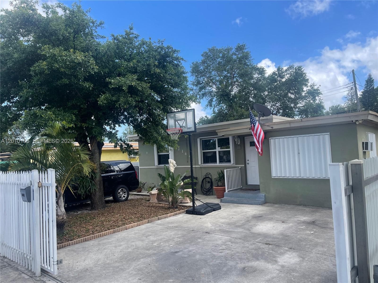 2144 NW 85th St, Miami FL 33147 — 1
