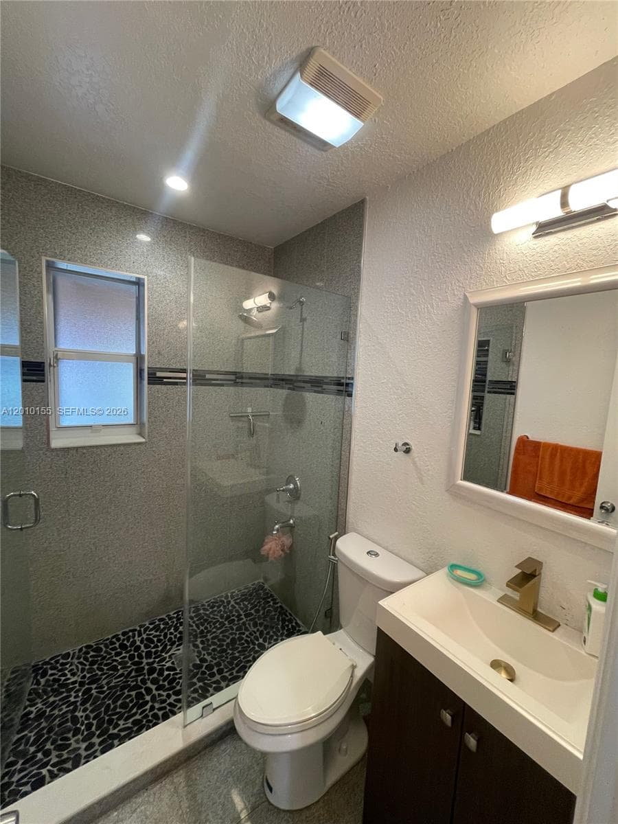 2144 NW 85th St, Miami FL 33147 — 19