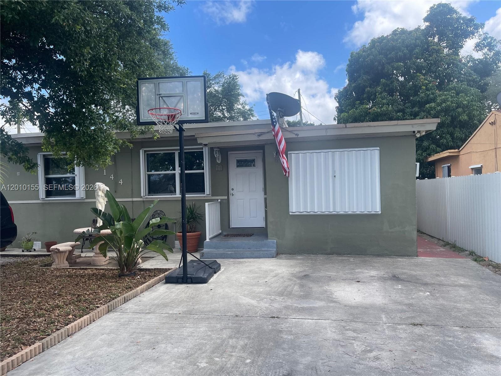 2144 NW 85th St, Miami FL 33147 — 4