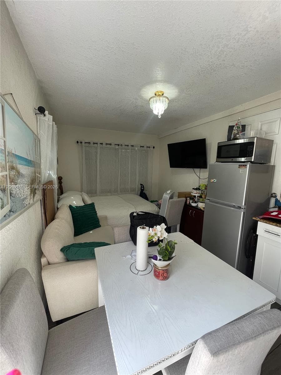 2144 NW 85th St, Miami FL 33147 — 21