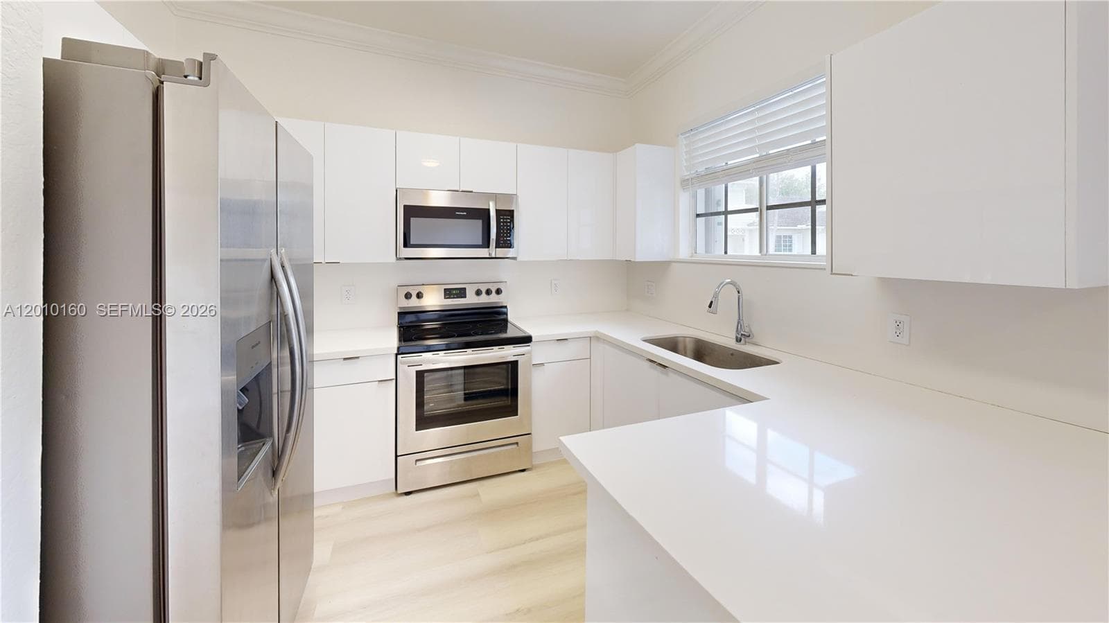 372 NE 26th Pl # 201, Homestead FL 33033 — 3