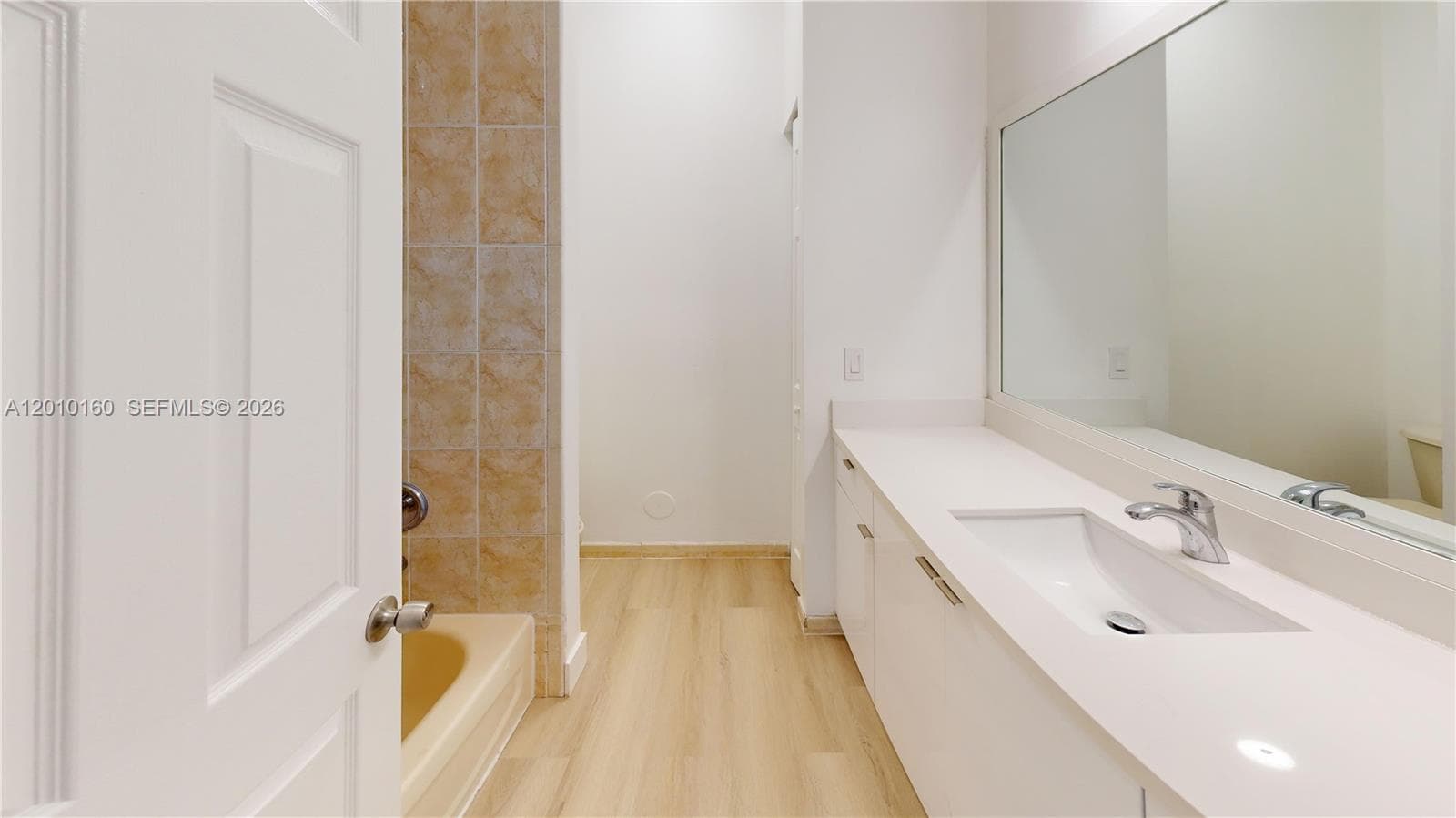 372 NE 26th Pl # 201, Homestead FL 33033 — 18