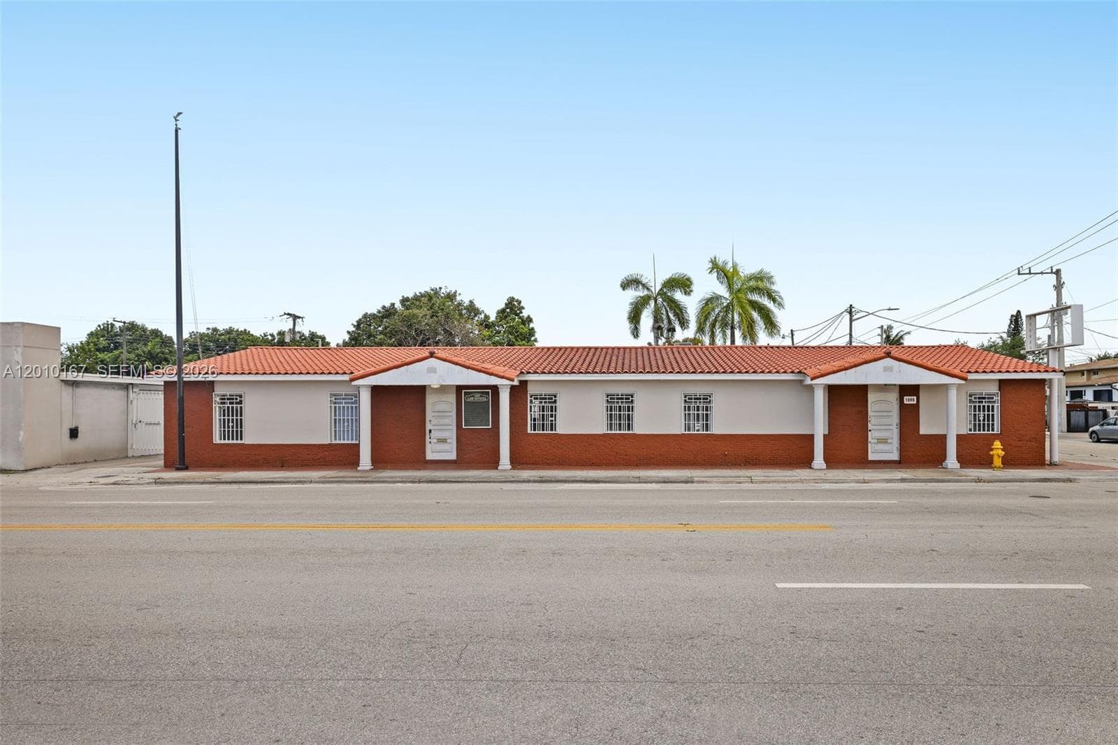 1888 NW 7th St, Miami FL 33125 — 1