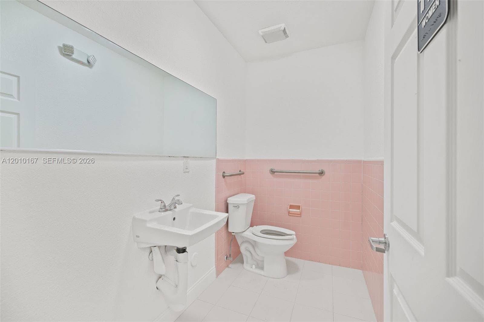1888 NW 7th St, Miami FL 33125 — 20