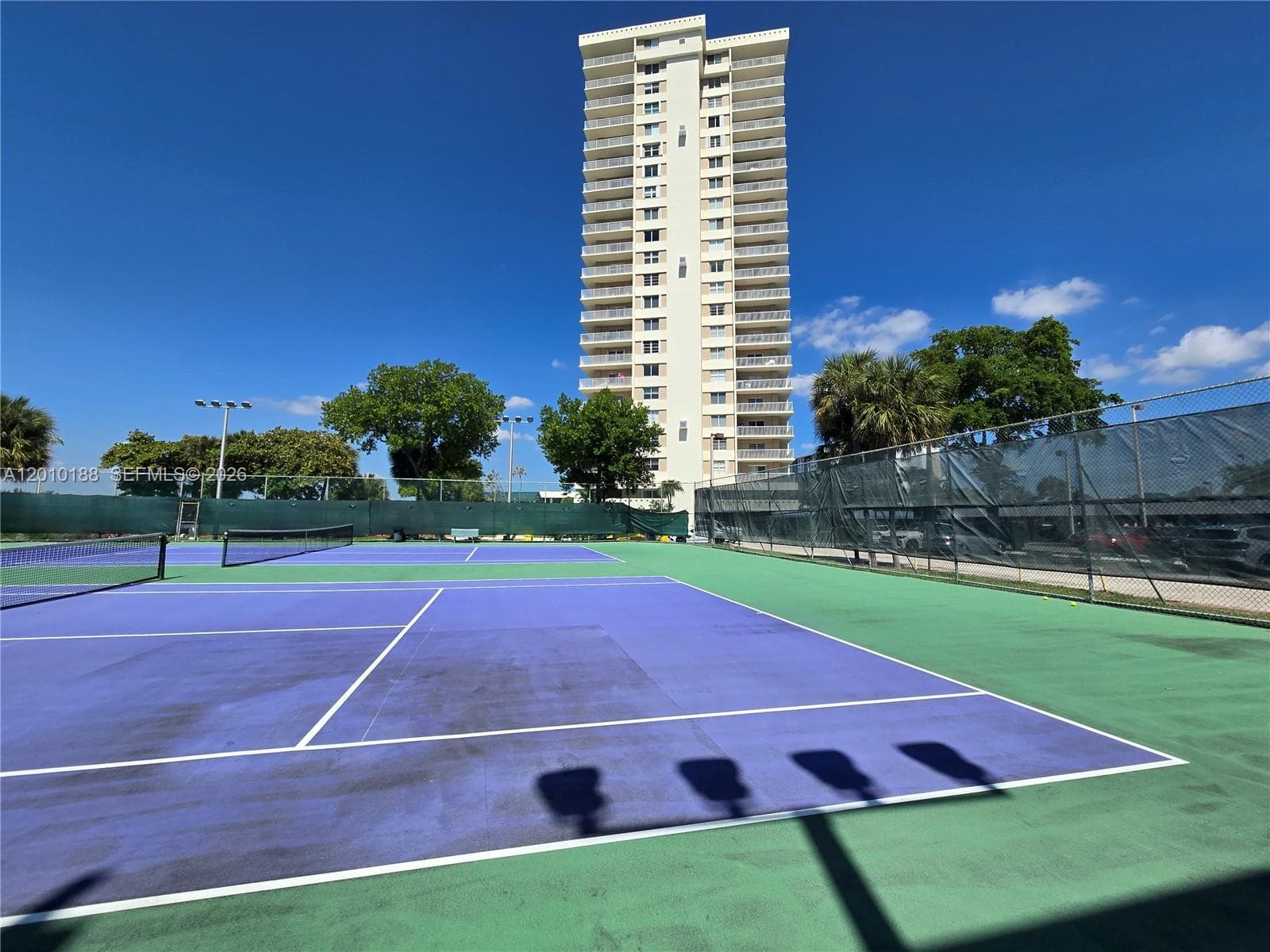 300 Bayview Dr # 605, Sunny Isles Beach FL 33160 — 46