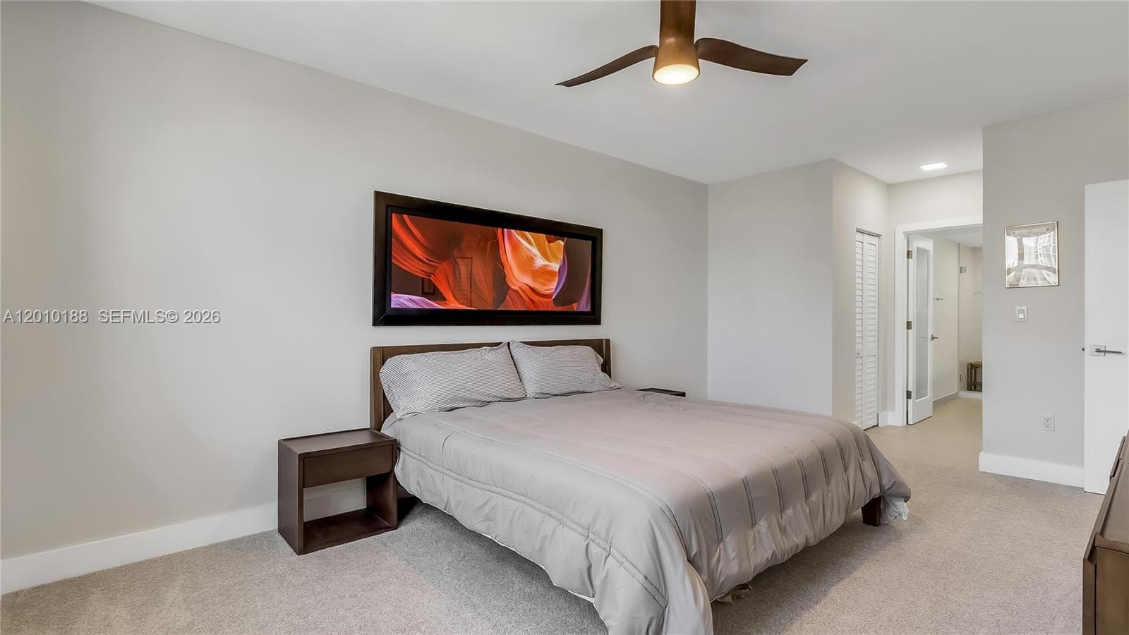 300 Bayview Dr # 605, Sunny Isles Beach FL 33160 — 26