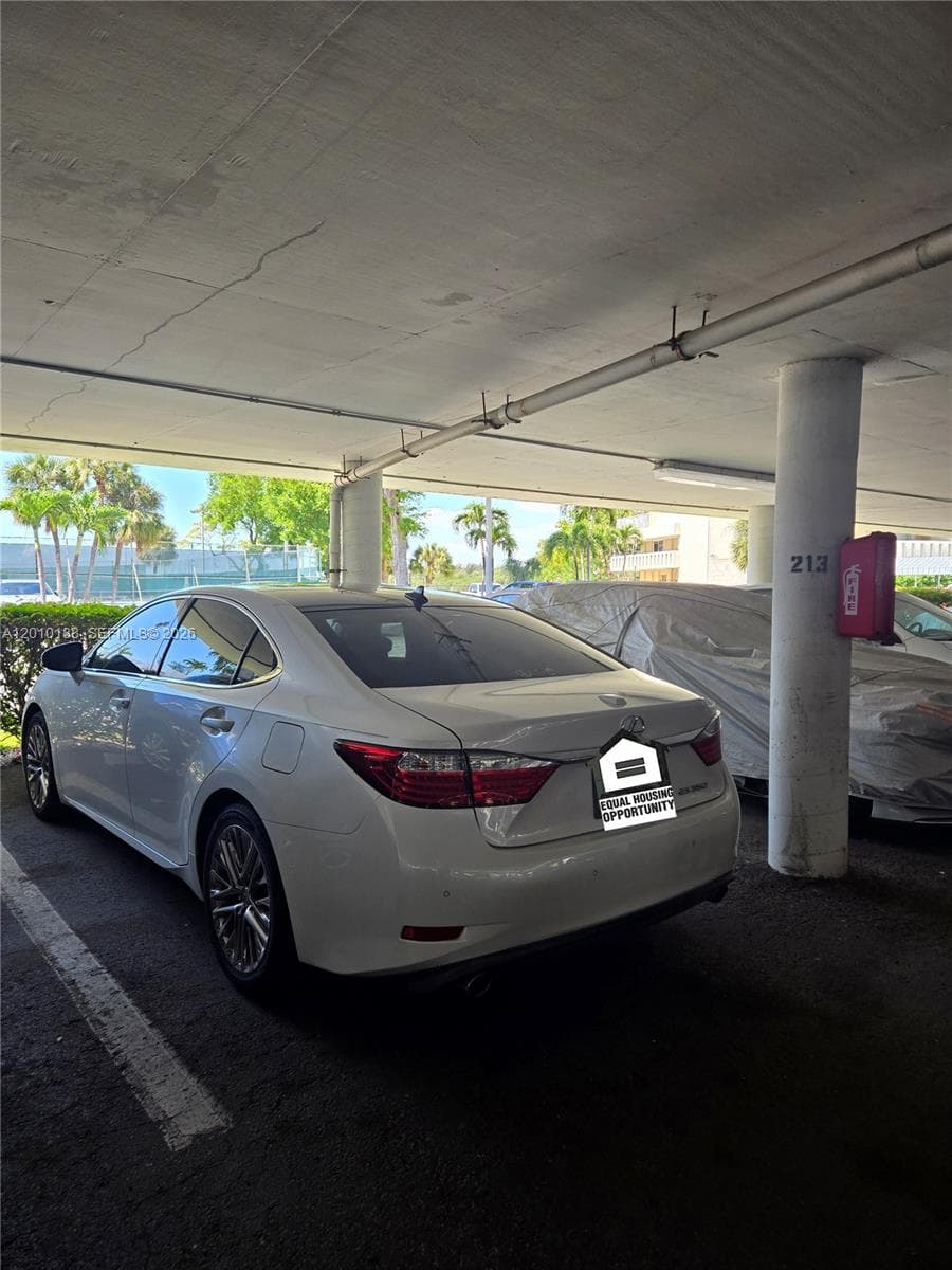 300 Bayview Dr # 605, Sunny Isles Beach FL 33160 — 49