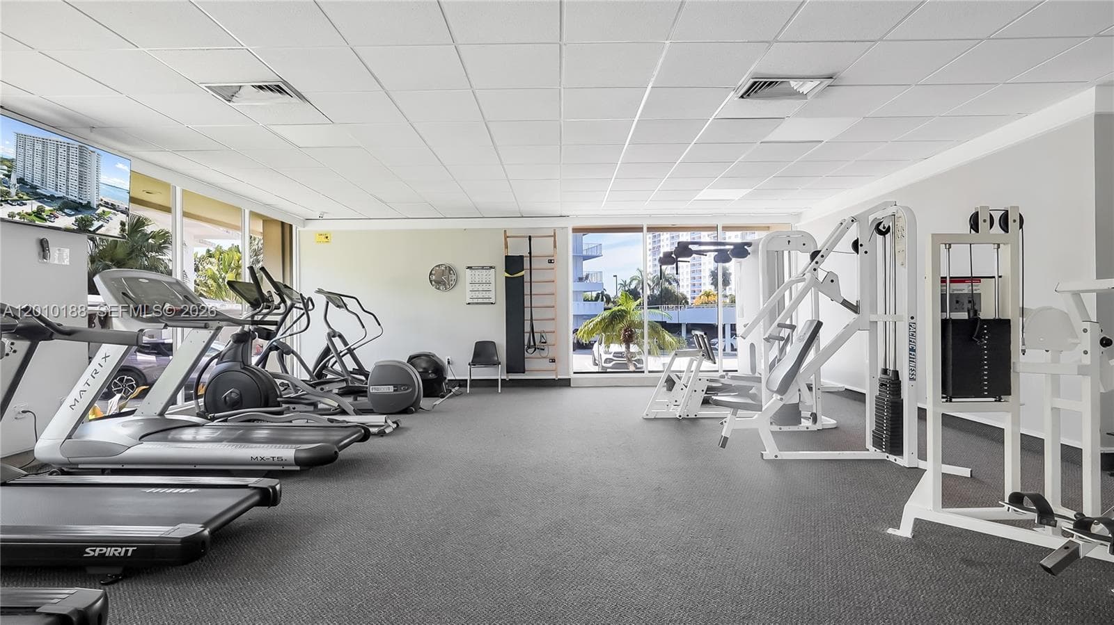 300 Bayview Dr # 605, Sunny Isles Beach FL 33160 — 41