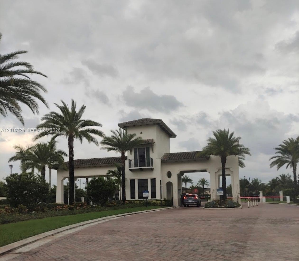 9330 W 33rd Ave, Hialeah FL 33018 — 23