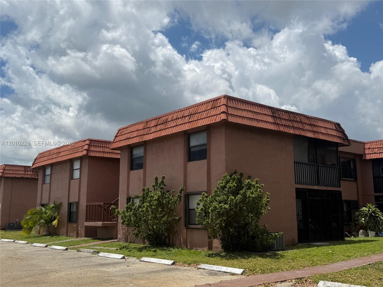 6540 W 27th Ct # 24, Hialeah FL 33016 — 2