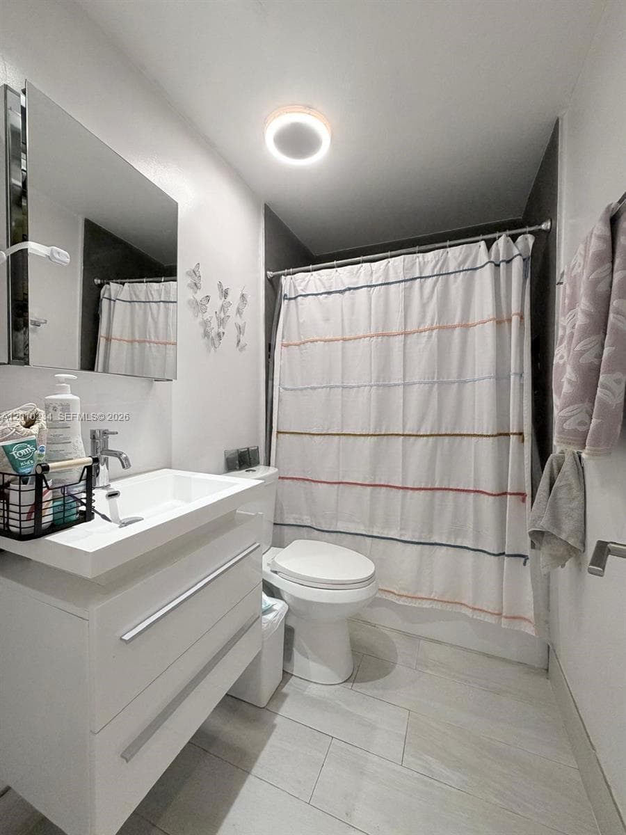 7560 NW 173rd Ln, Hialeah FL 33015 — 15