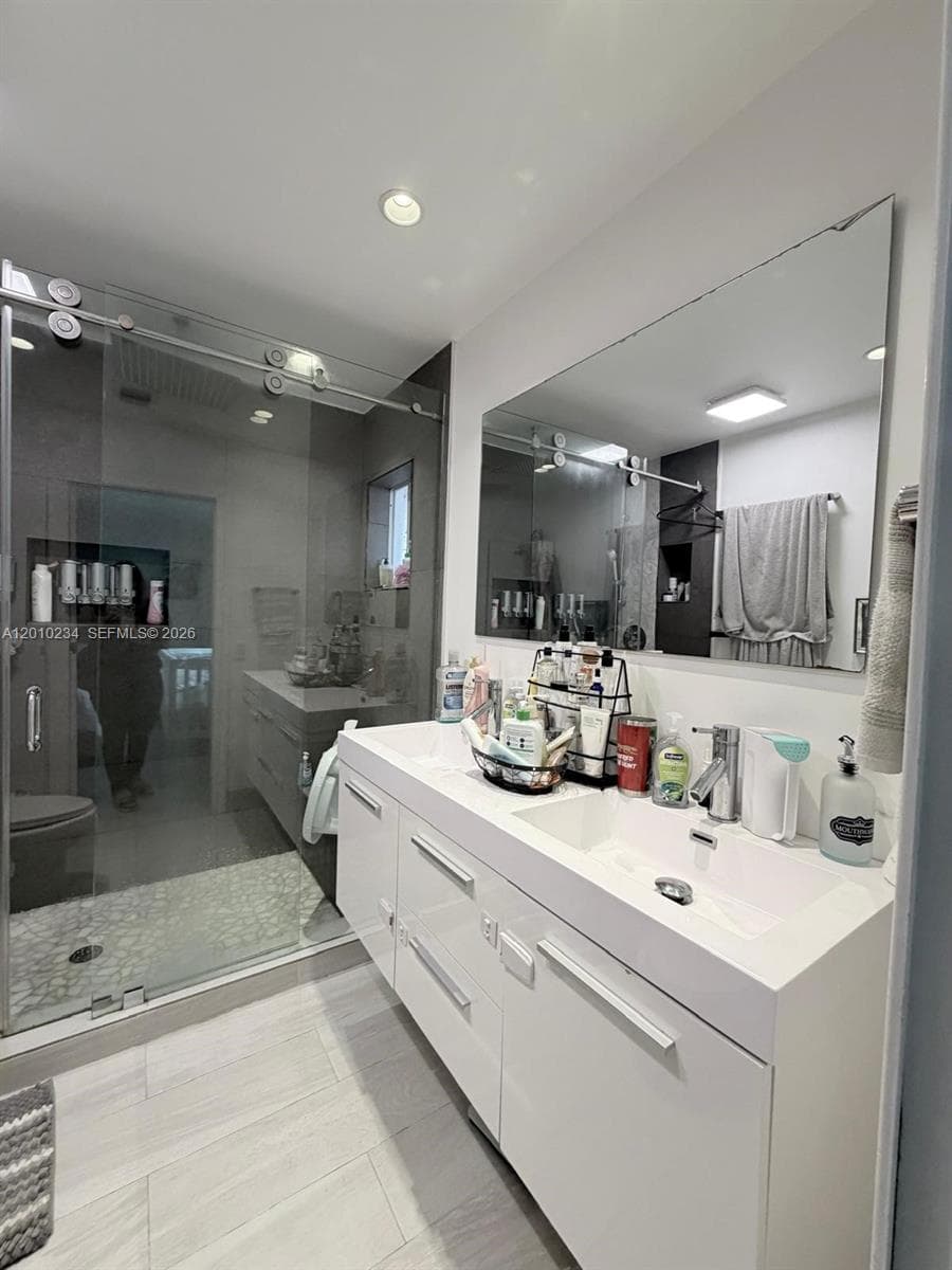 7560 NW 173rd Ln, Hialeah FL 33015 — 21