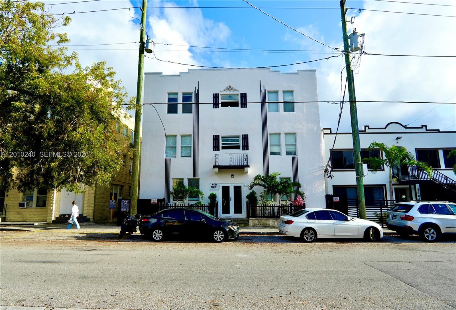 1142 SW 4th St # 17, Miami FL 33130 — 17