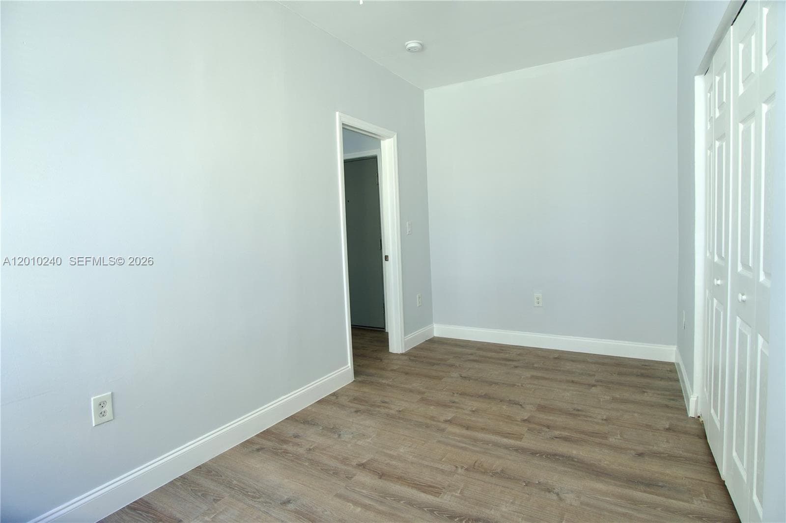 1142 SW 4th St # 17, Miami FL 33130 — 8