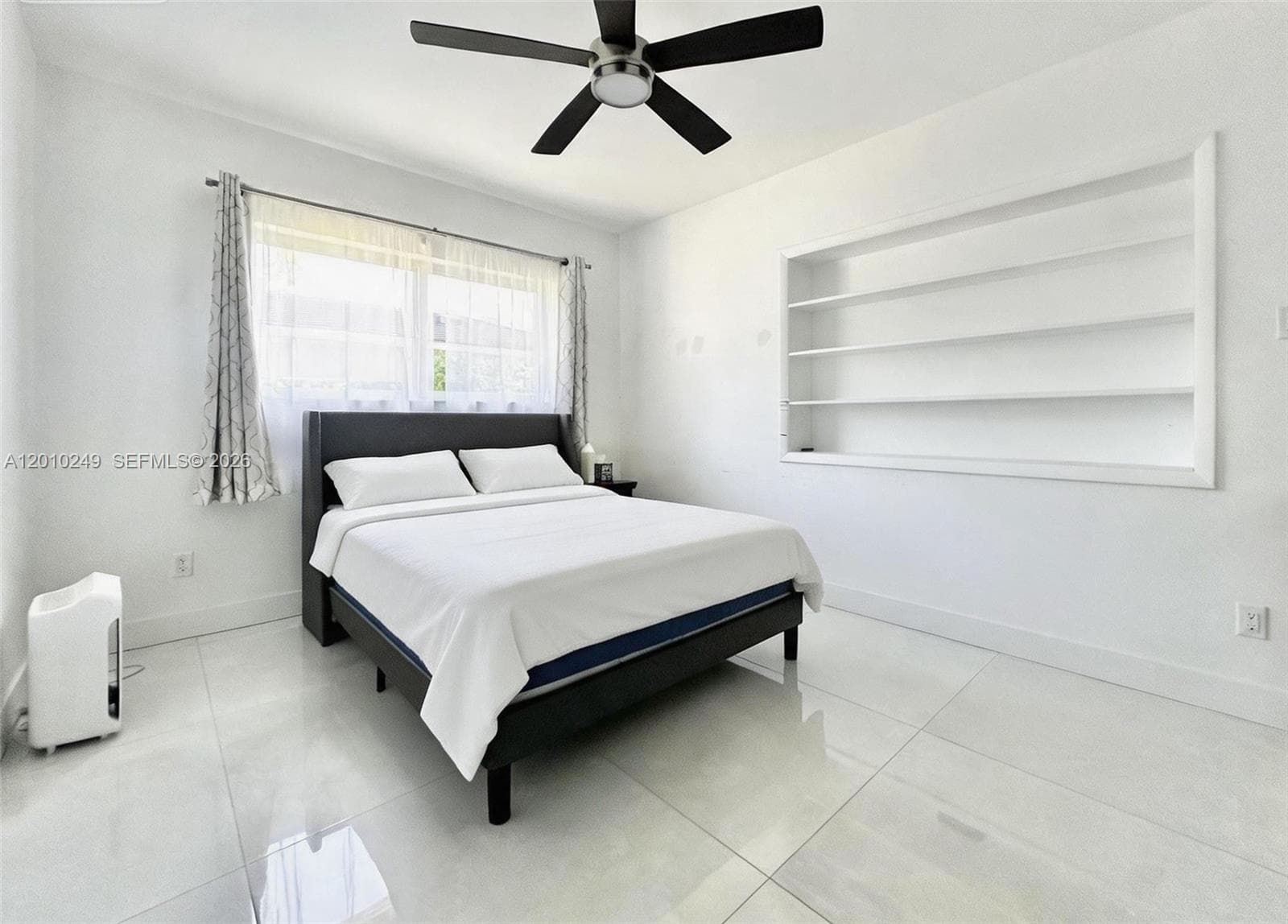 7800 SW 57th Ct, South Miami FL 33143 — 15