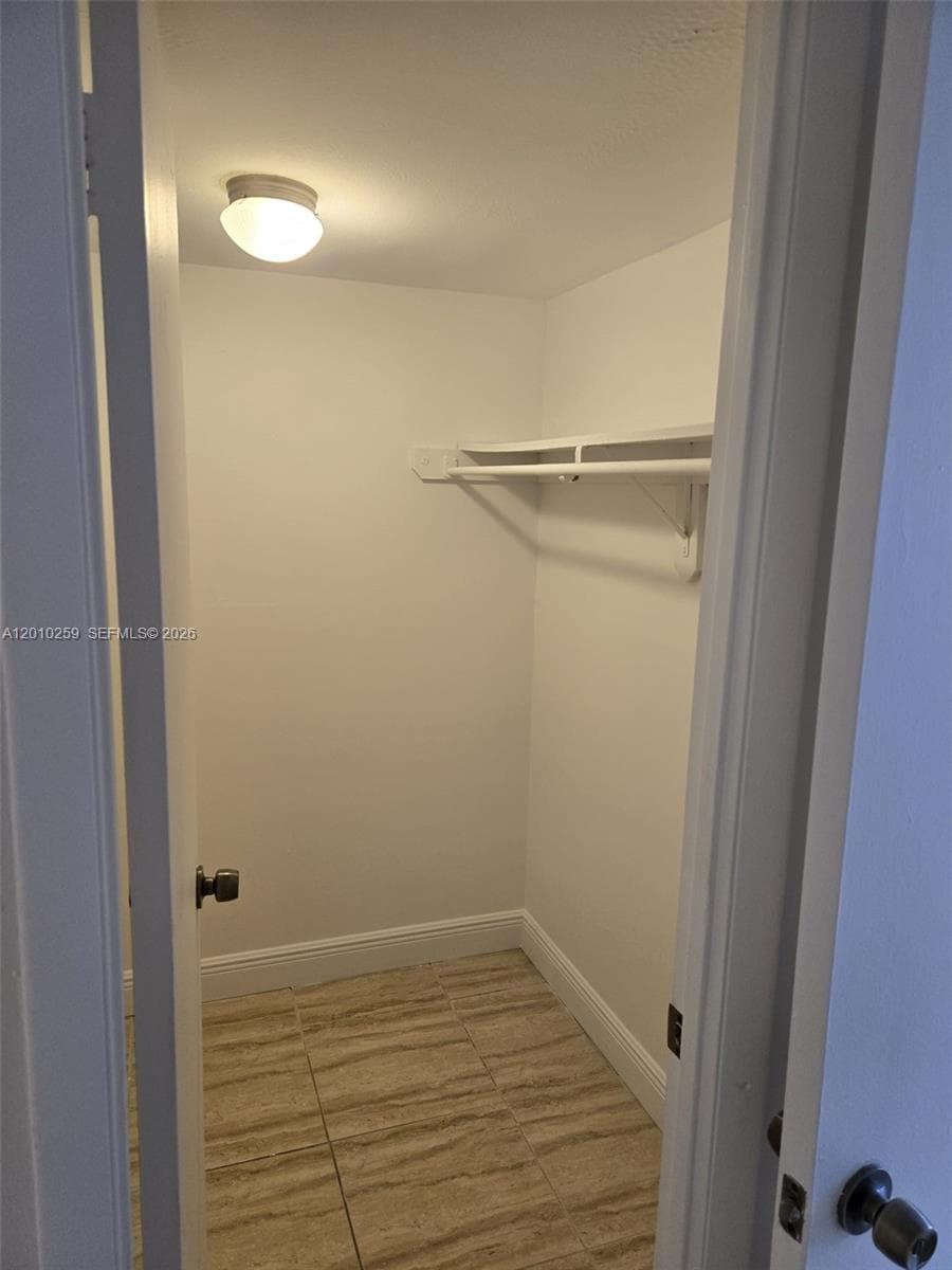 496 NW 165th St Rd # 210, Miami FL 33169 — 13