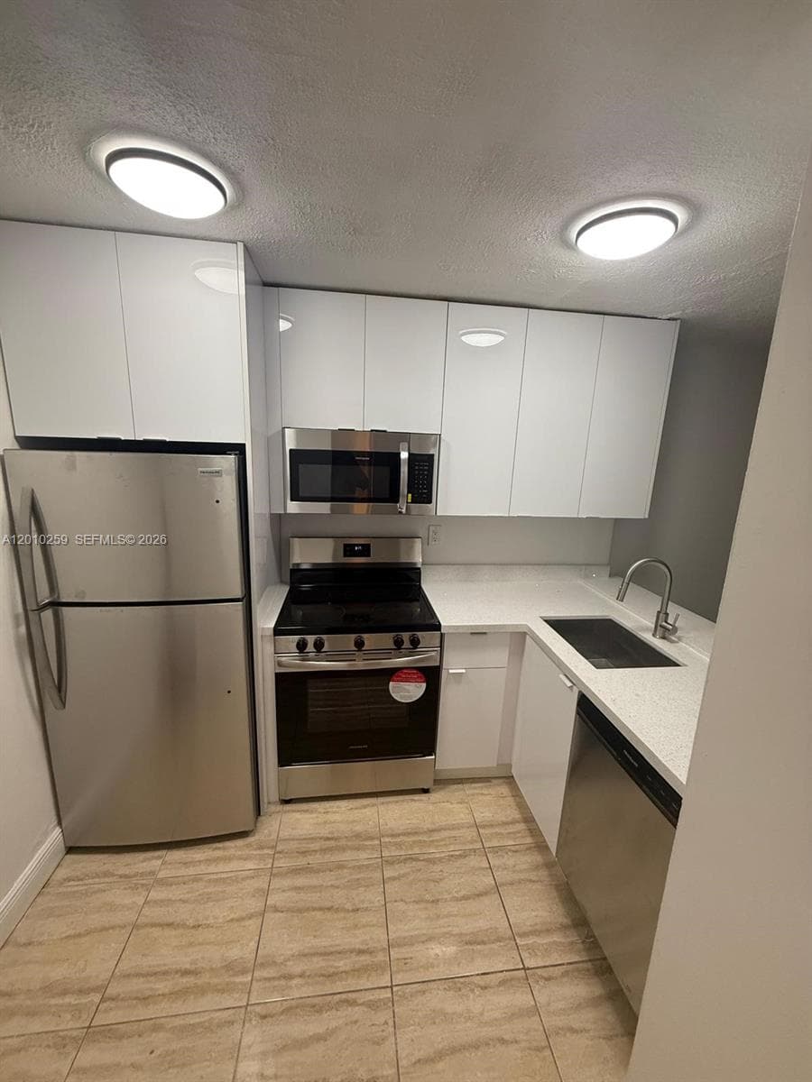 496 NW 165th St Rd # 210, Miami FL 33169 — 7