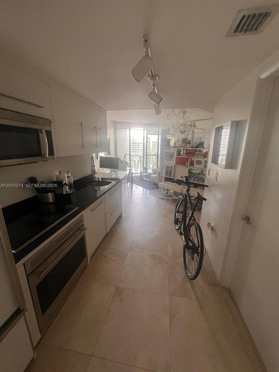 475 Brickell Ave # 4508, Miami FL 33131 — 3