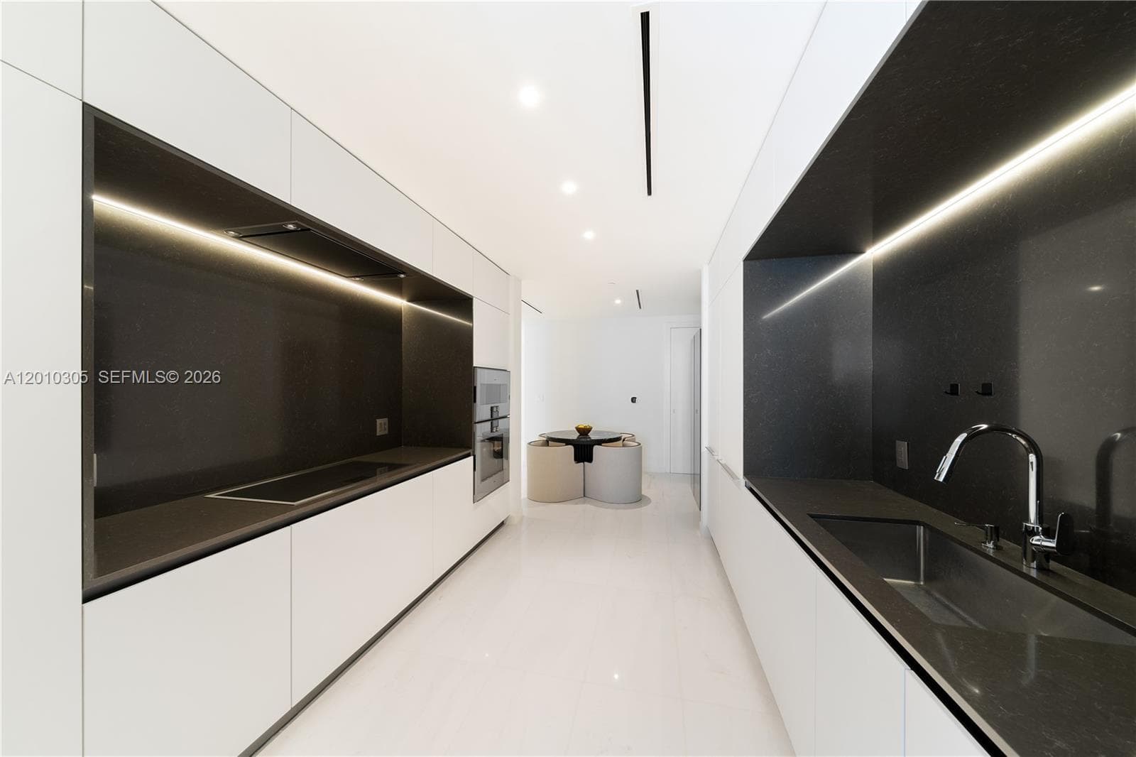 300 Biscayne Blvd Way # 3503C, Miami FL 33131 — 23