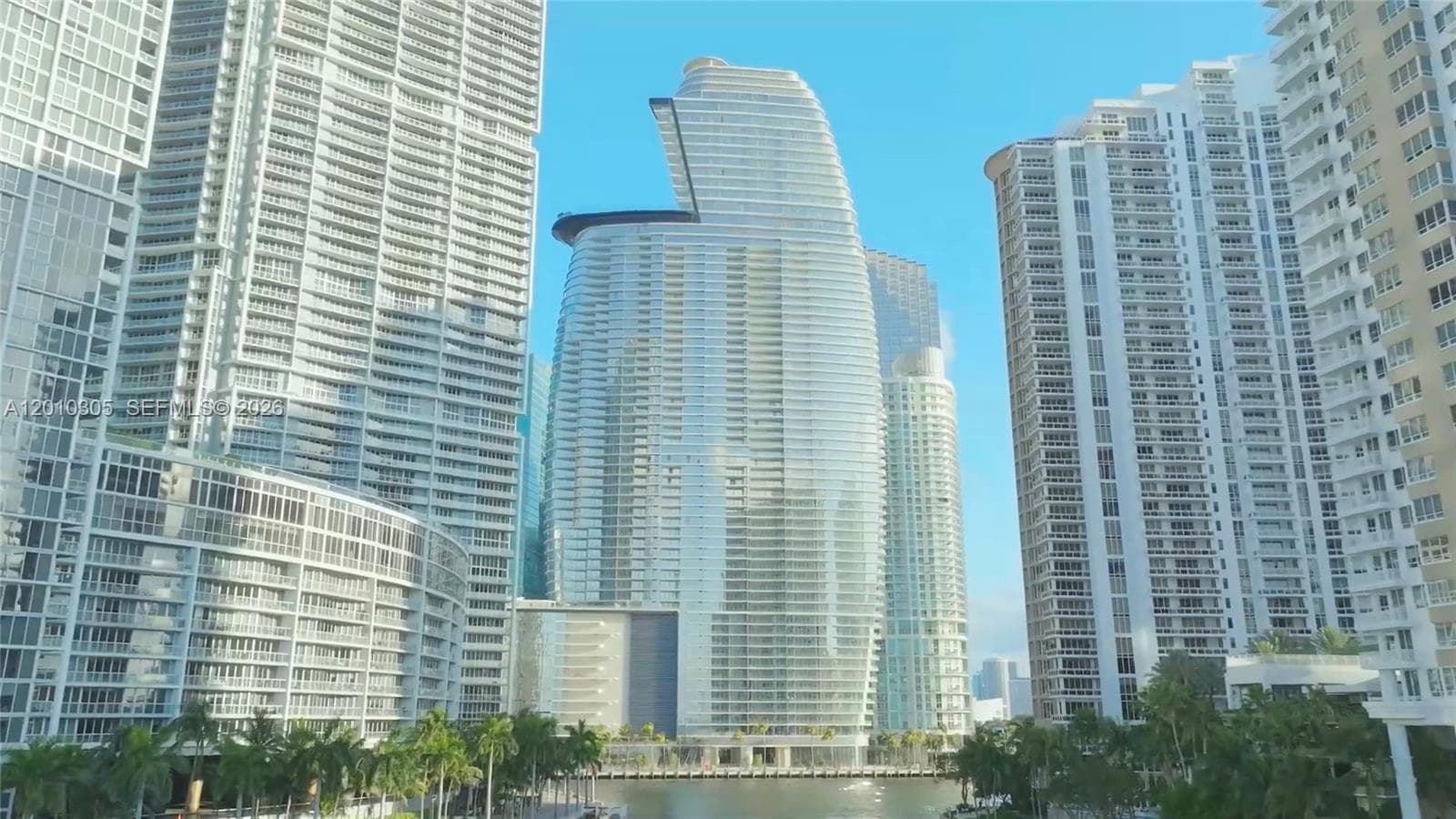 300 Biscayne Blvd Way # 3503C, Miami FL 33131 — 77