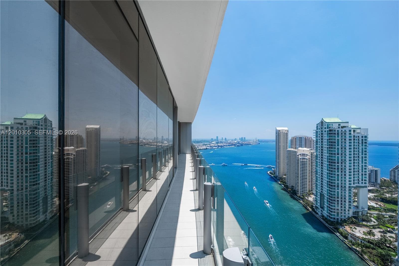 300 Biscayne Blvd Way # 3503C, Miami FL 33131 — 3