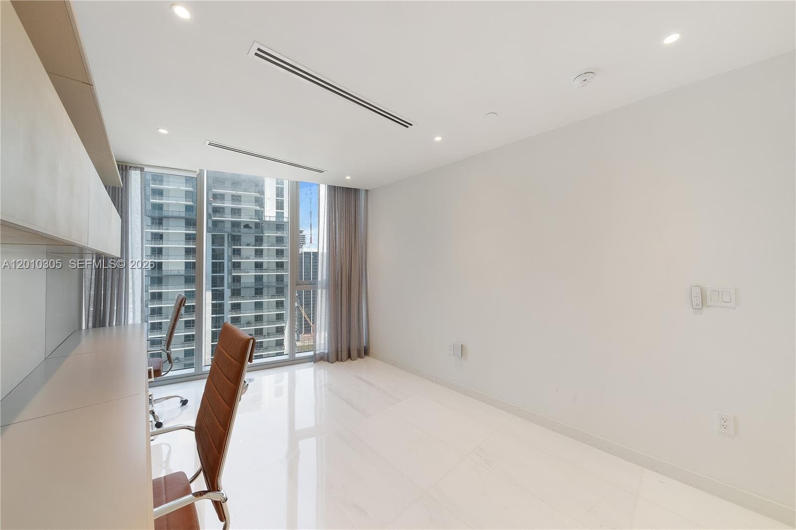 300 Biscayne Blvd Way # 3503C, Miami FL 33131 — 51
