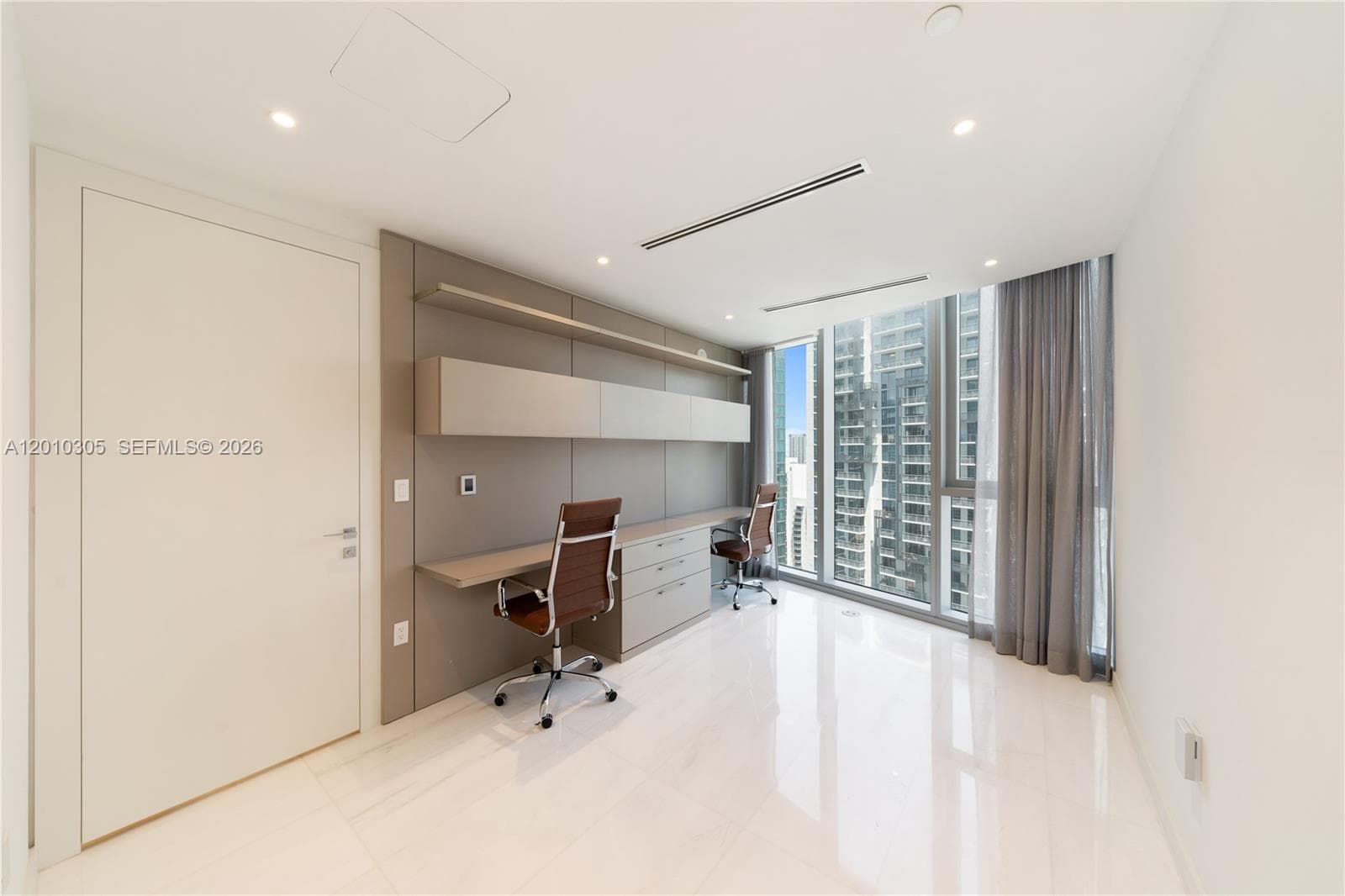 300 Biscayne Blvd Way # 3503C, Miami FL 33131 — 50