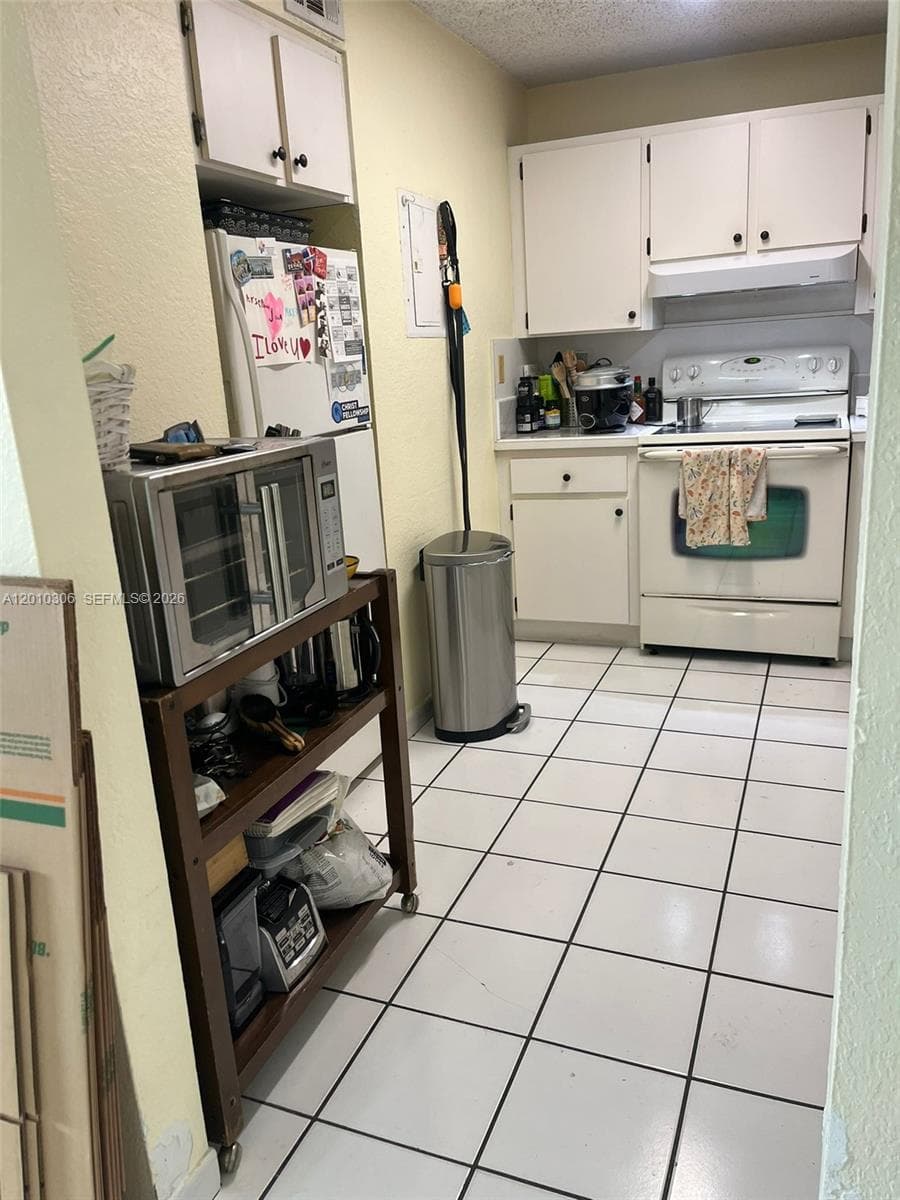 2735 W 52nd St # 502, Hialeah FL 33016 — 7