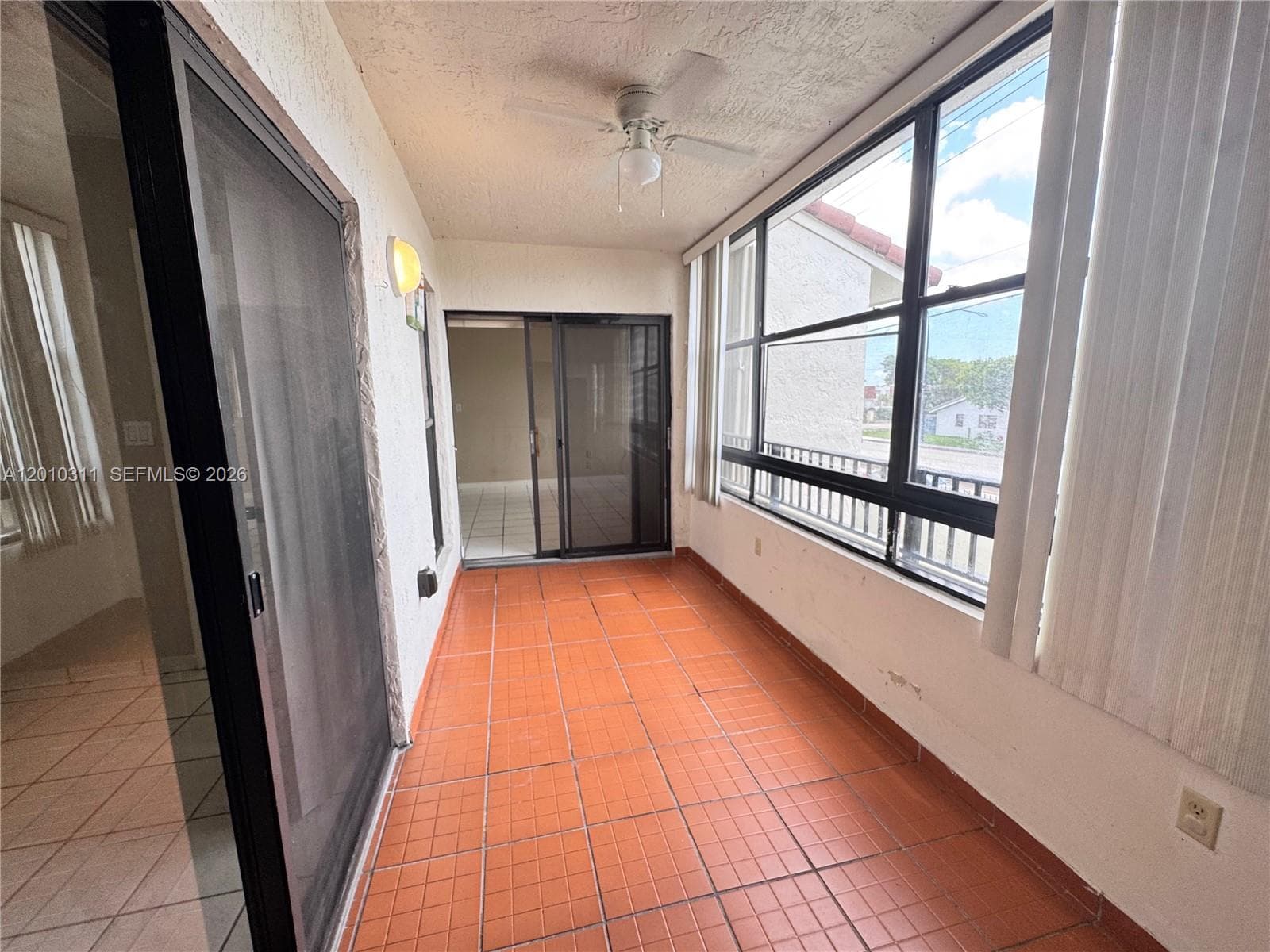 10893 NW 7th St # 27, Miami FL 33172 — 11