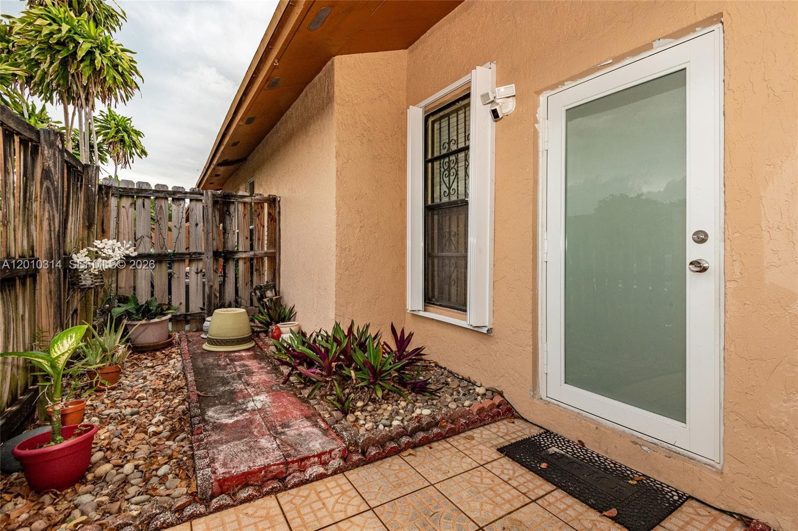 6745 NW 192nd Ln, Hialeah FL 33015 — 3