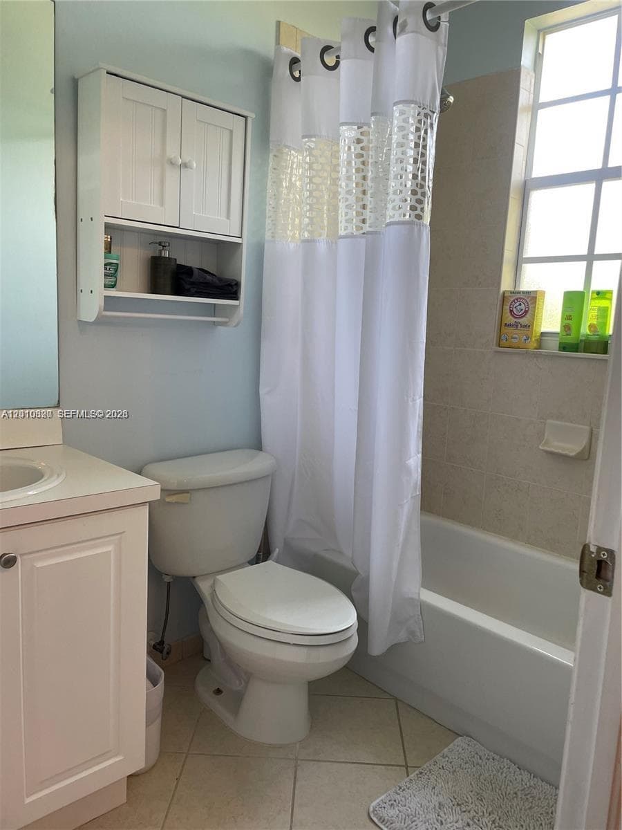 9353 SW 227th St # 21, Cutler Bay FL 33190 — 7
