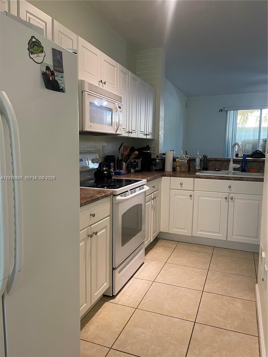 9353 SW 227th St # 21, Cutler Bay FL 33190 — 4
