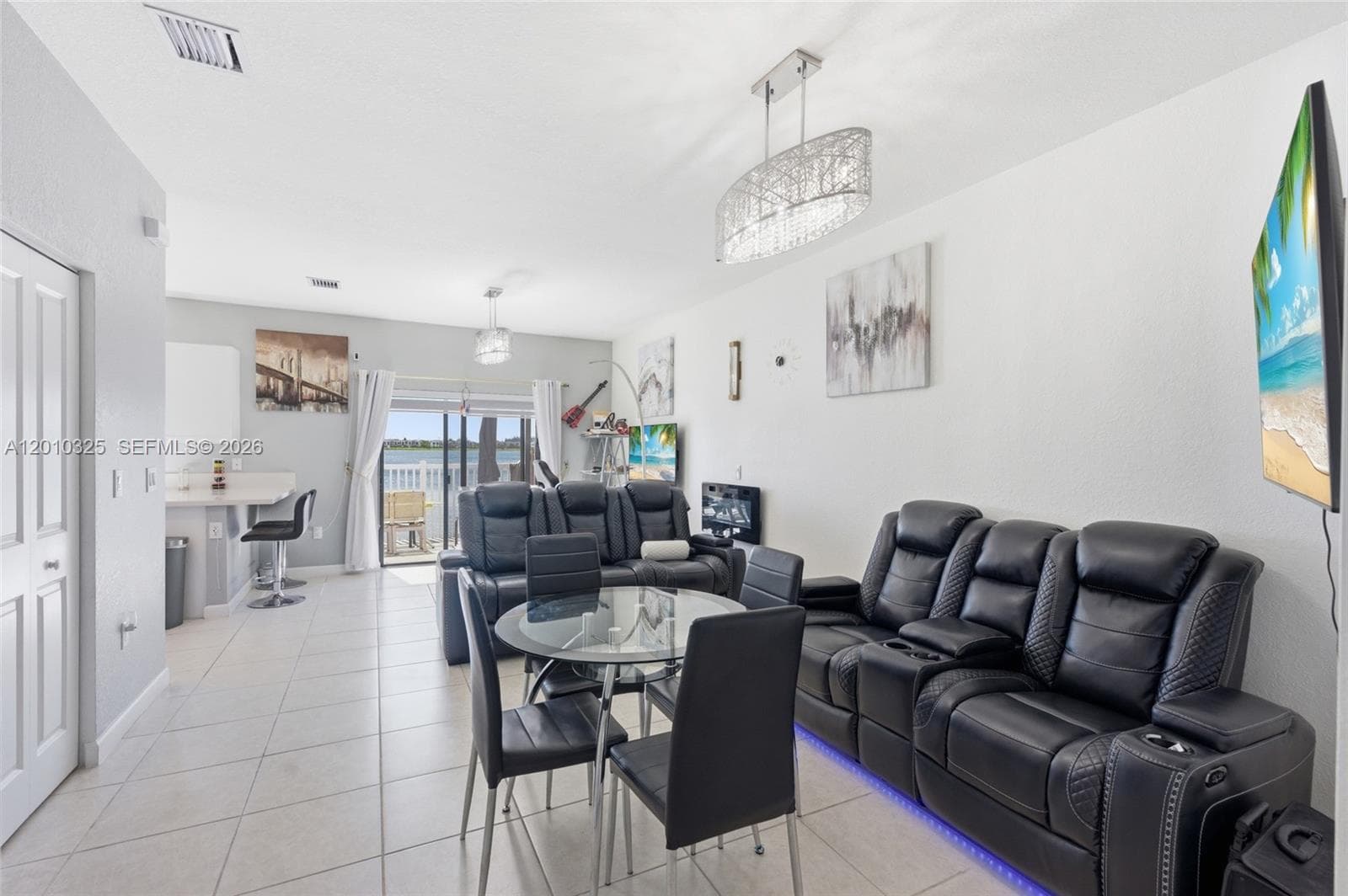 20572 NE 5th Pl, Miami FL 33179 — 4