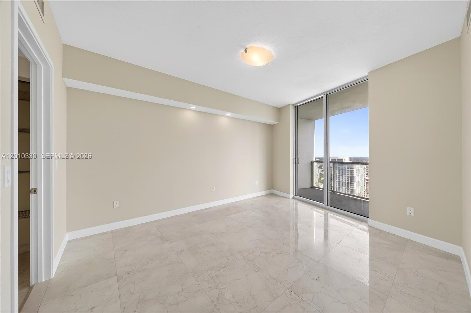 185 SW 7th St # 4209, Miami FL 33130 — 21