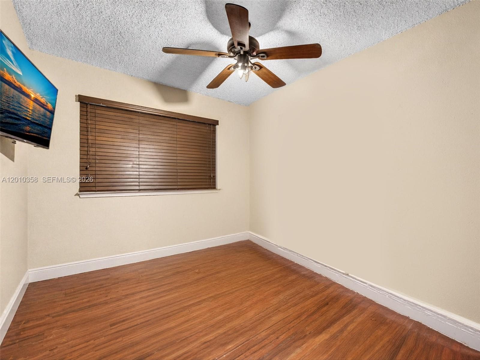 4301 NW 185th St, Miami Gardens FL 33055 — 17