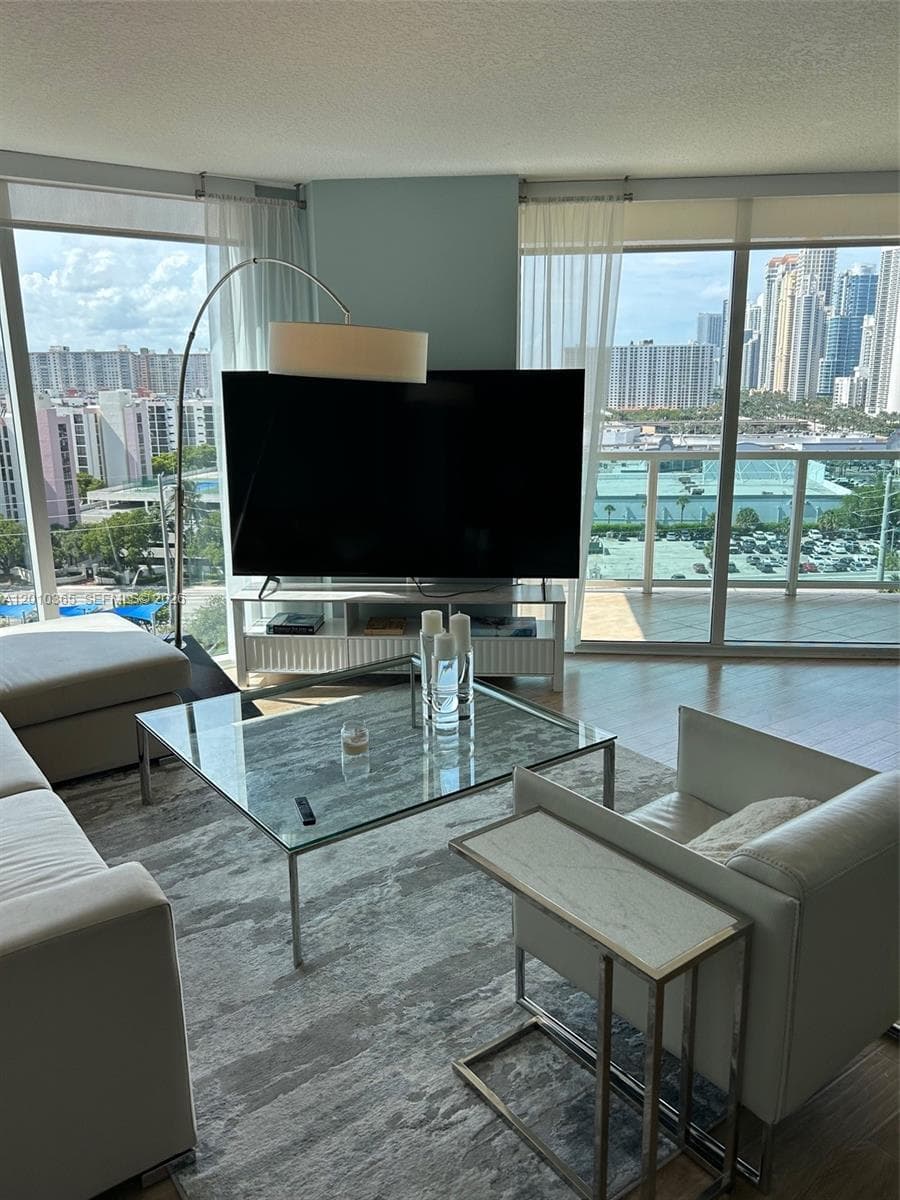 St Tropez On The Bay 1 Co, Sunny Isles Beach, FL — 6