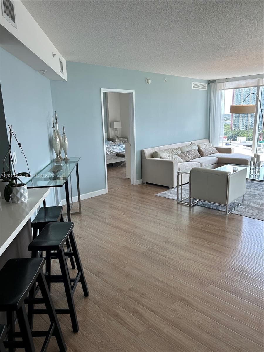 St Tropez On The Bay 1 Co, Sunny Isles Beach, FL — 8