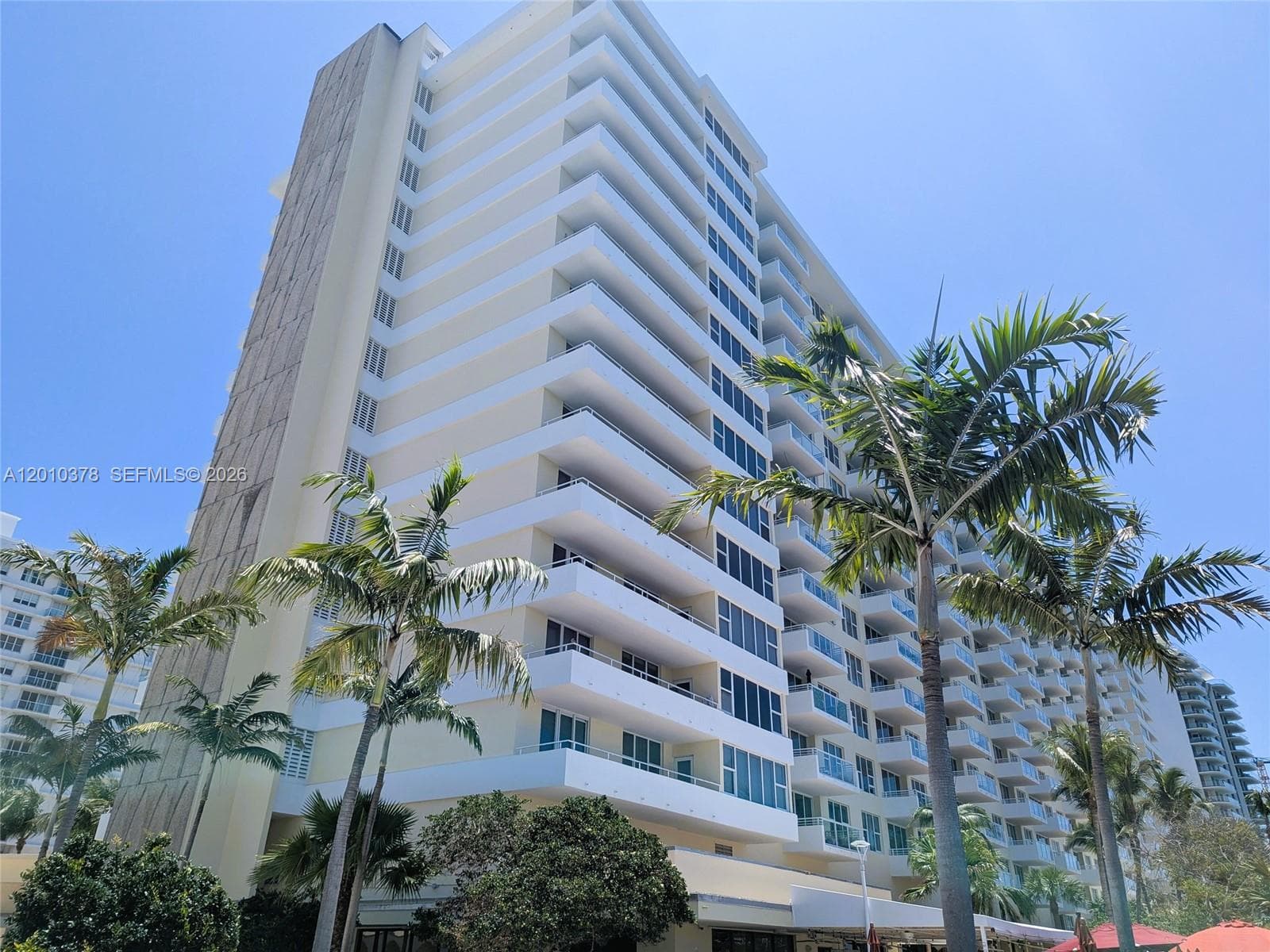 5600 Collins Ave # 9E, Miami Beach FL 33140 — 61
