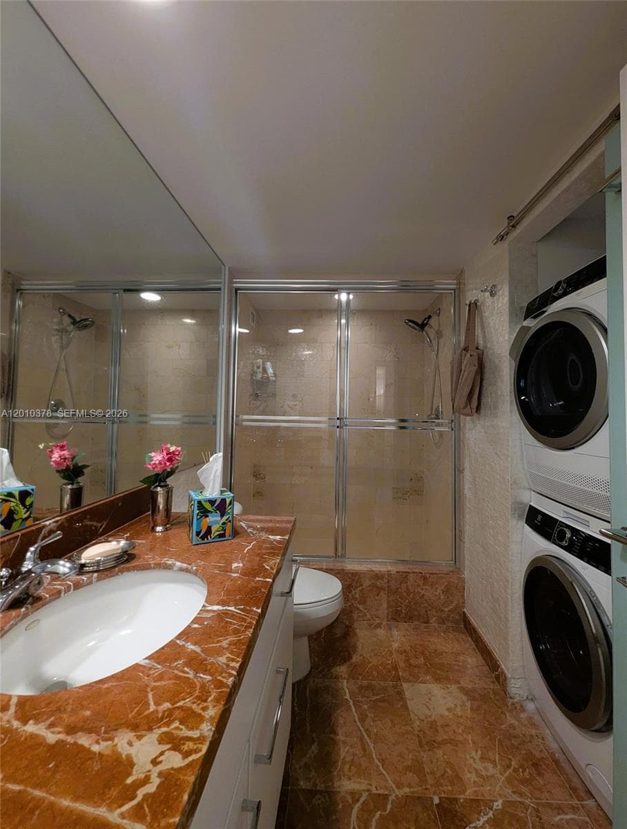 5600 Collins Ave # 9E, Miami Beach FL 33140 — 23