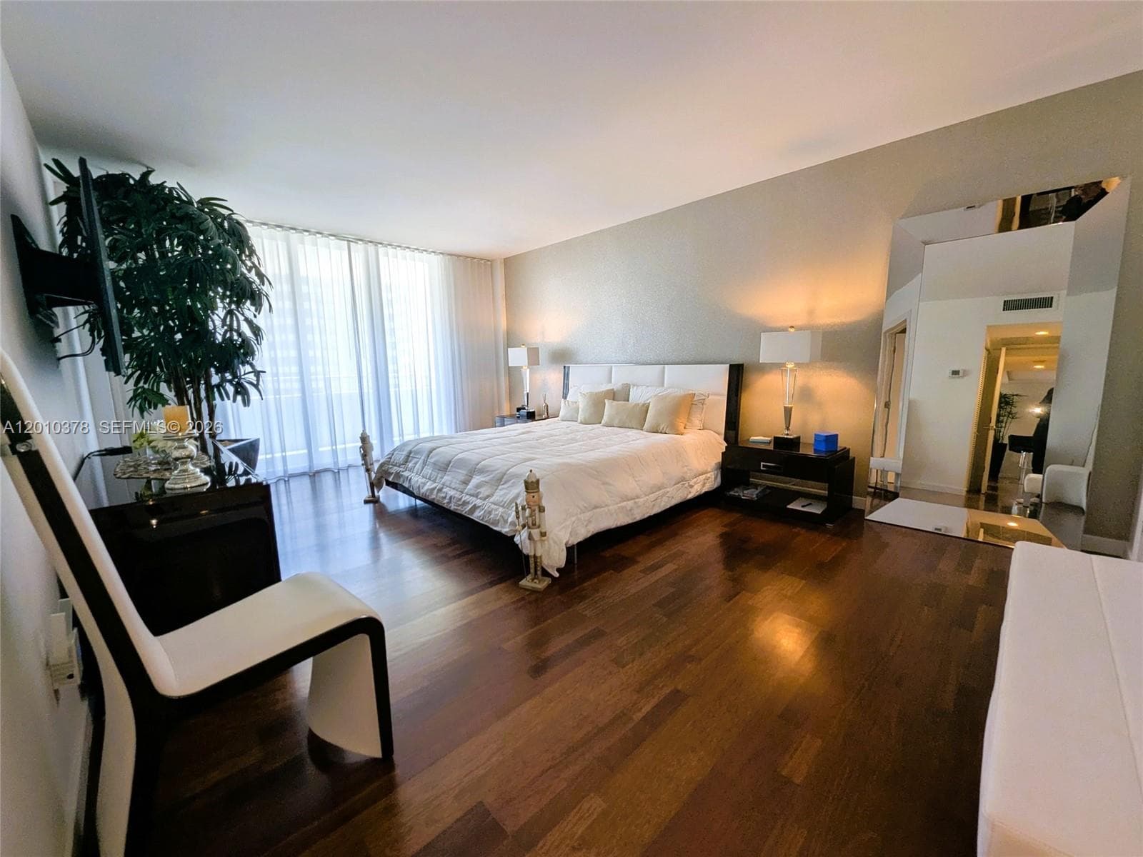 5600 Collins Ave # 9E, Miami Beach FL 33140 — 27