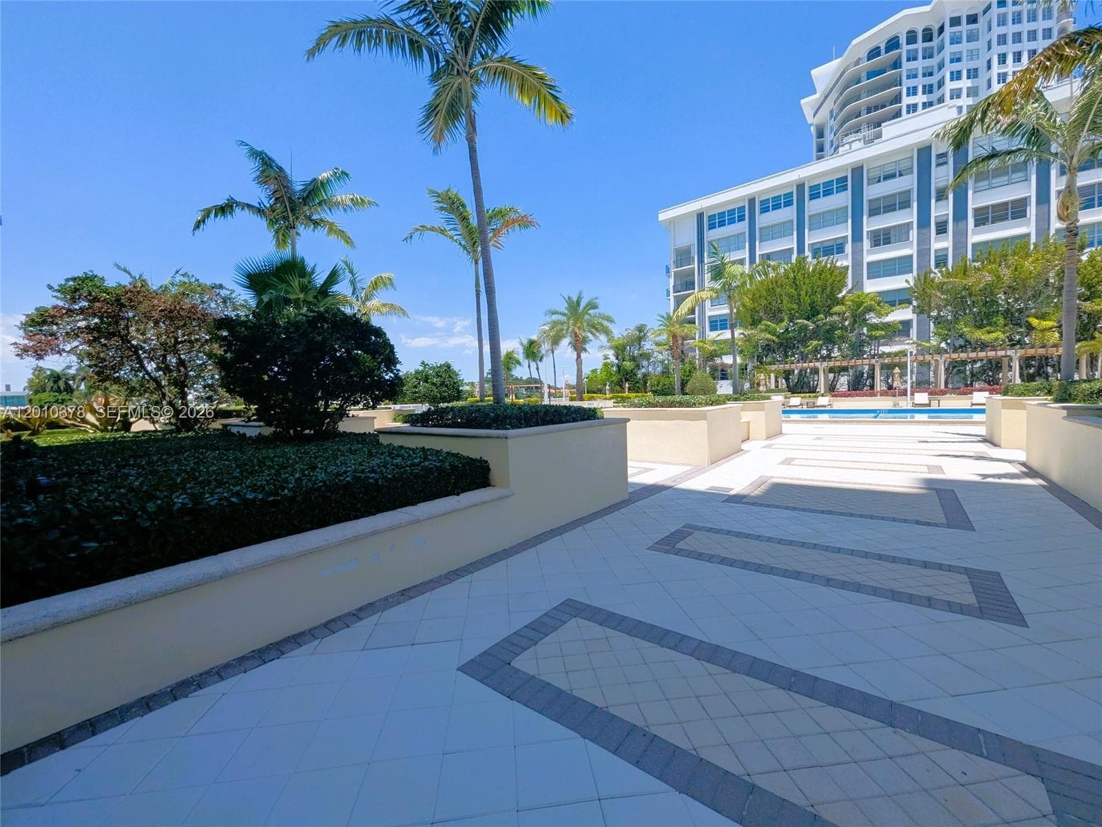 5600 Collins Ave # 9E, Miami Beach FL 33140 — 56