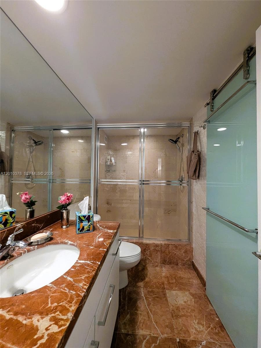 5600 Collins Ave # 9E, Miami Beach FL 33140 — 26