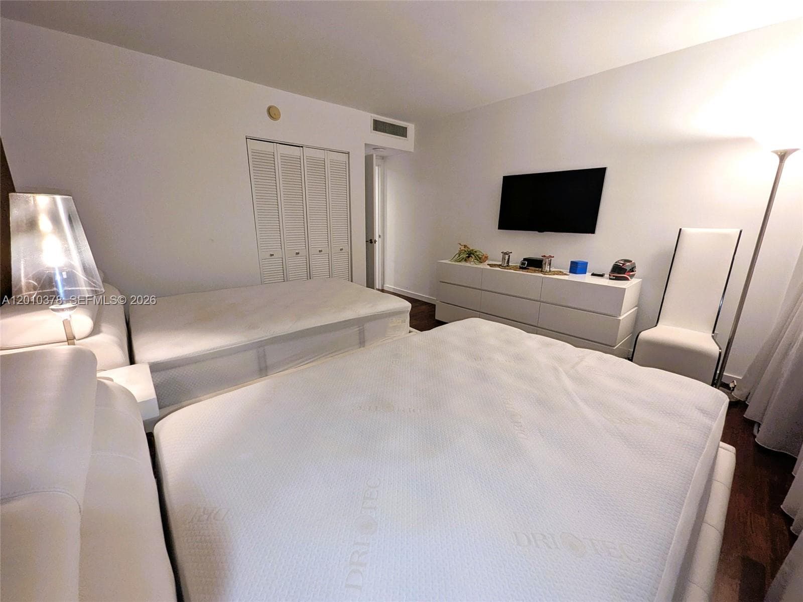 5600 Collins Ave # 9E, Miami Beach FL 33140 — 22