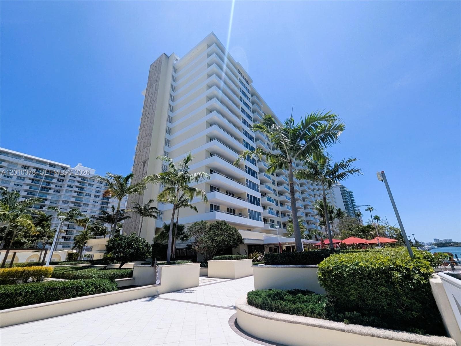 5600 Collins Ave # 9E, Miami Beach FL 33140 — 62