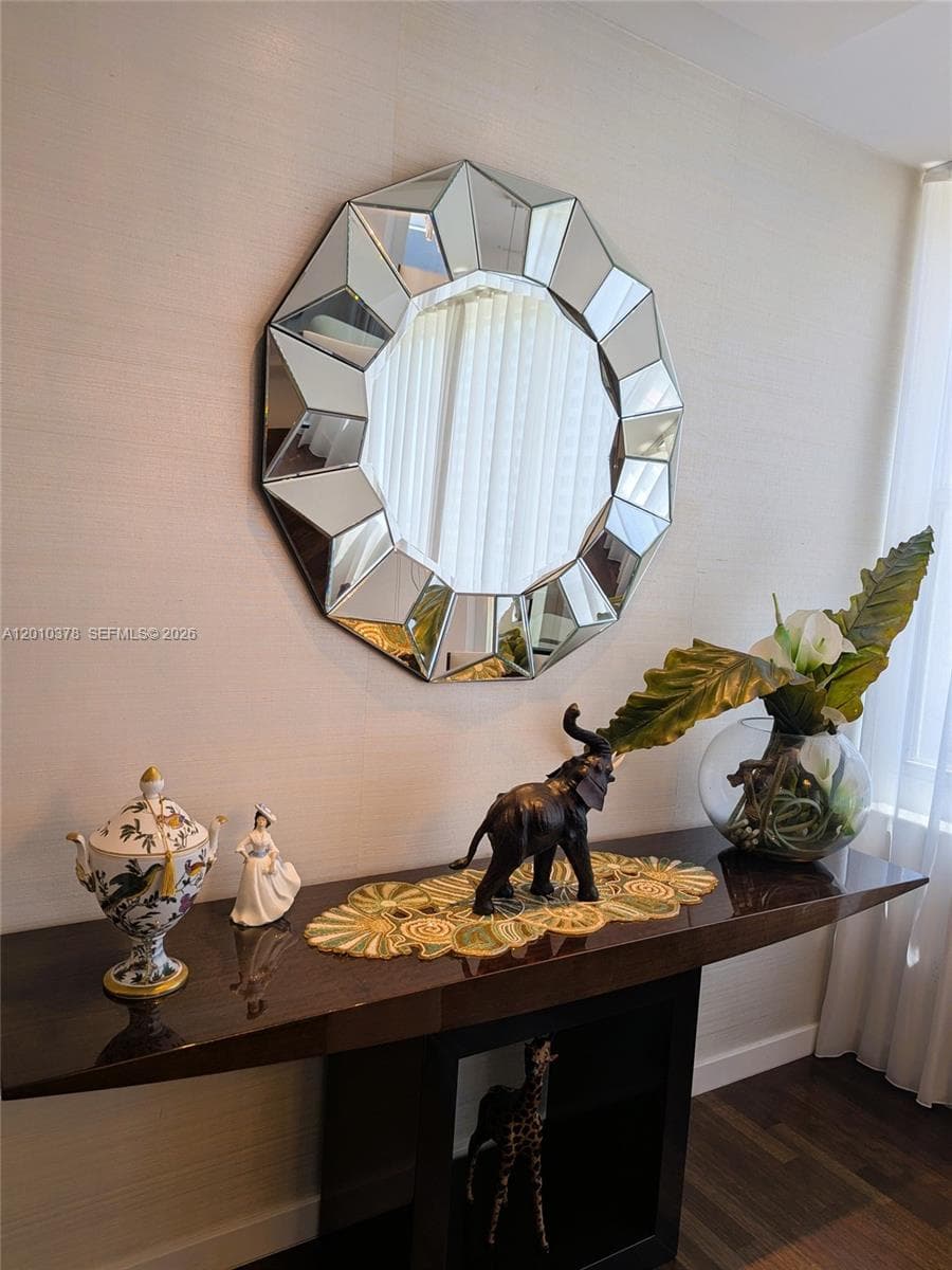 5600 Collins Ave # 9E, Miami Beach FL 33140 — 9