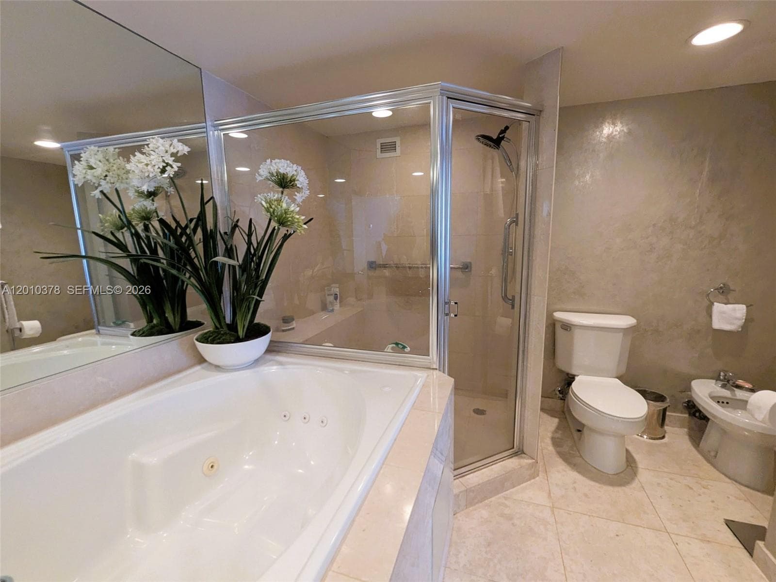 5600 Collins Ave # 9E, Miami Beach FL 33140 — 34